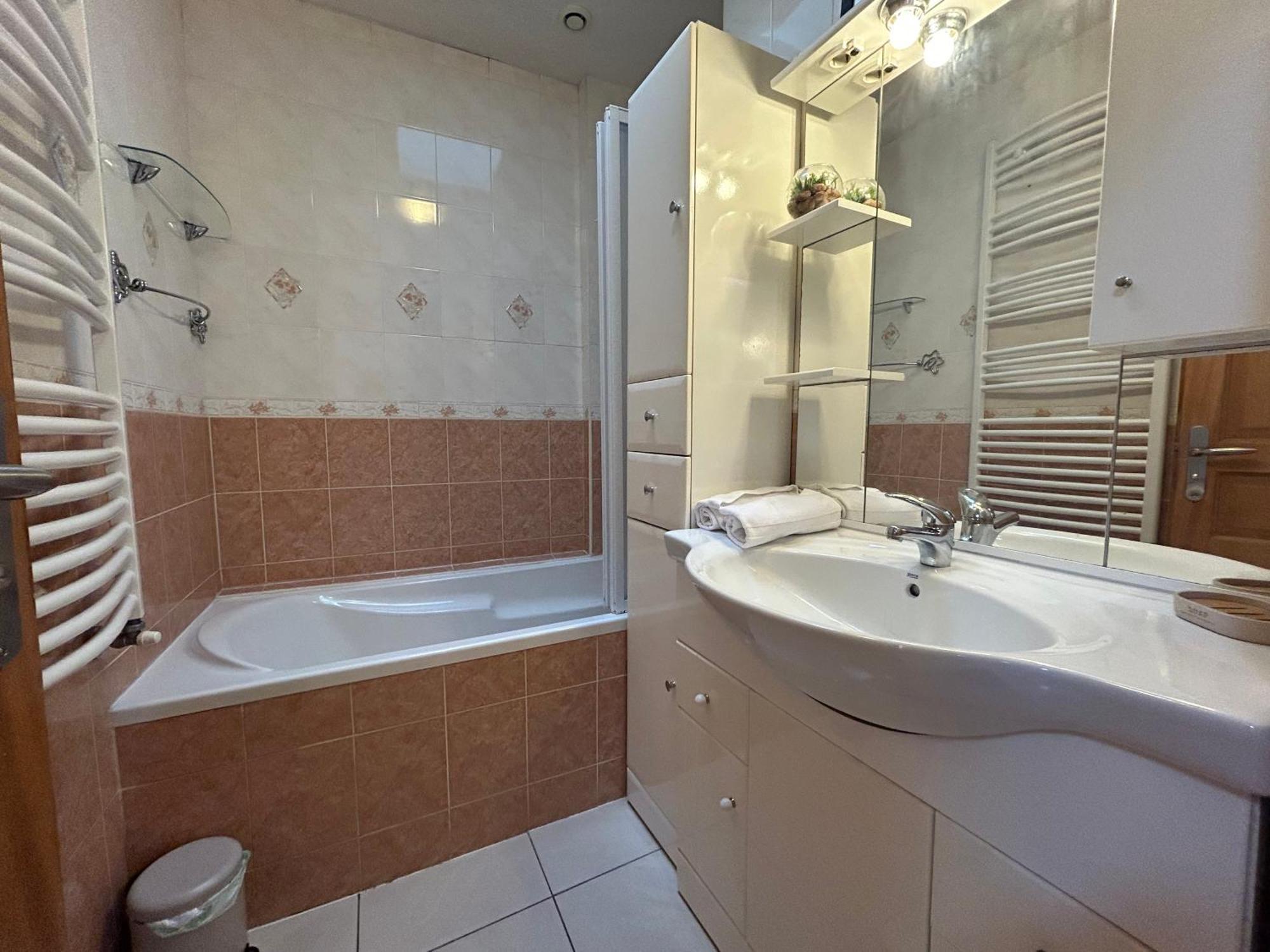 Charmant T3 Avec Terrasse Au Coeur De Ciboure Apartment Екстериор снимка